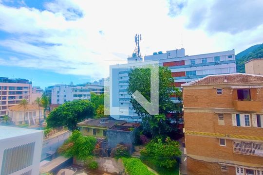 Quarto 1 vista de apartamento à venda com 3 quartos, 75m² em Jardim Botânico, Rio de Janeiro