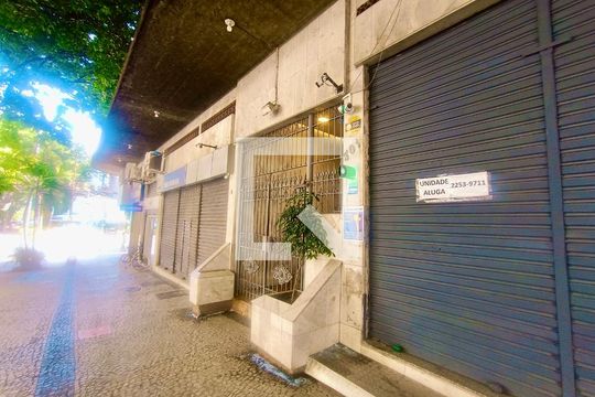 Fachada com cartaz QA. de apartamento à venda com 3 quartos, 75m² em Jardim Botânico, Rio de Janeiro