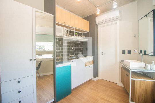 Loft de kitnet/studio à venda com 1 quarto, 25m² em Santa Cecília, Porto Alegre