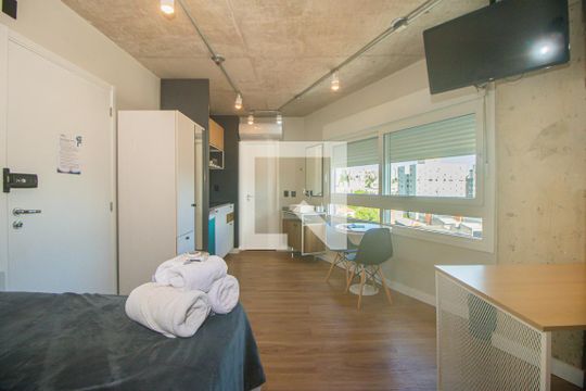 Loft de kitnet/studio à venda com 1 quarto, 25m² em Santa Cecília, Porto Alegre