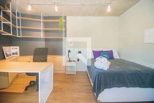 Loft de kitnet/studio à venda com 1 quarto, 25m² em Santa Cecília, Porto Alegre