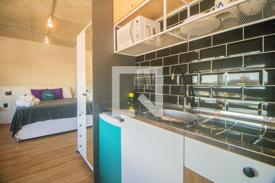 Loft de kitnet/studio à venda com 1 quarto, 25m² em Santa Cecília, Porto Alegre