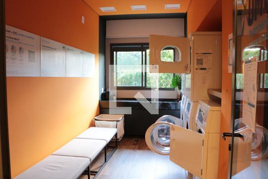 Lavanderia de kitnet/studio à venda com 1 quarto, 21m² em Vila Esperança, São Paulo