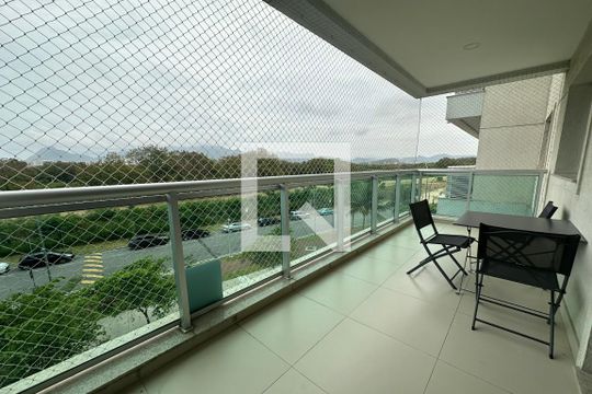 Varanda  de apartamento à venda com 2 quartos, 88m² em Jacarepaguá, Rio de Janeiro