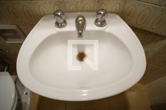 Pia de apartamento à venda com 3 quartos, 95m² em Bela Vista, São Paulo