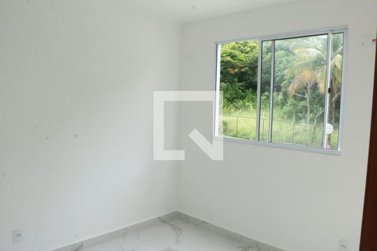 Quarto 1 de apartamento para alugar com 2 quartos, 42m² em Jardim Alvorada, Nova Iguaçu