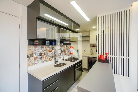 Cozinha de apartamento à venda com 2 quartos, 32m² em Cidade Mãe do Céu, São Paulo