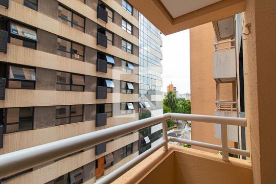Sacada de apartamento à venda com 1 quarto, 37m² em Consolação, São Paulo