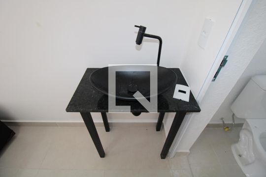 Banheiro de kitnet/studio à venda com 1 quarto, 25m² em Cidade Universitária, Campinas