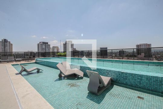 Área comum de kitnet/studio para alugar com 0 quarto, 27m² em Ipiranga, São Paulo