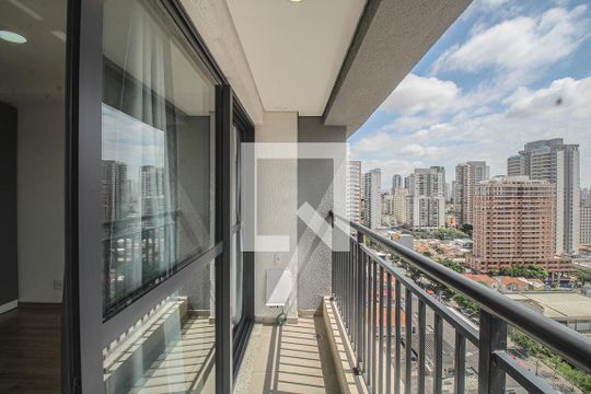 Varanda de kitnet/studio para alugar com 0 quarto, 27m² em Ipiranga, São Paulo
