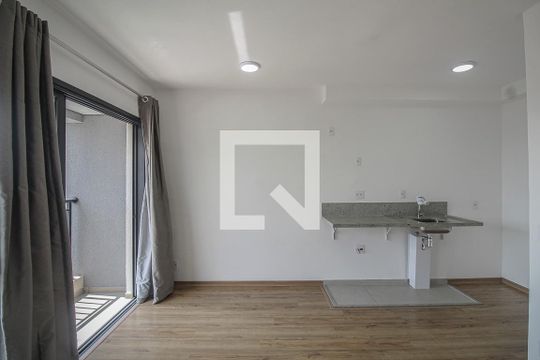 Studio de kitnet/studio para alugar com 0 quarto, 27m² em Ipiranga, São Paulo