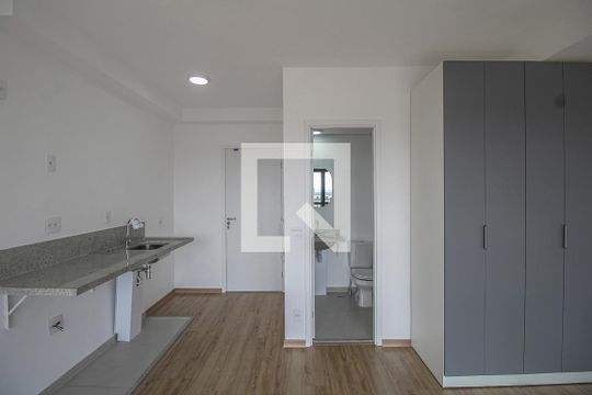 Studio de kitnet/studio para alugar com 0 quarto, 27m² em Ipiranga, São Paulo