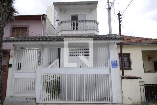 Fachada de casa à venda com 4 quartos, 195m² em Jardim da Glória, São Paulo