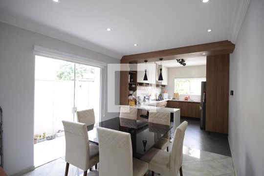 Cozinha de casa à venda com 4 quartos, 195m² em Jardim da Glória, São Paulo
