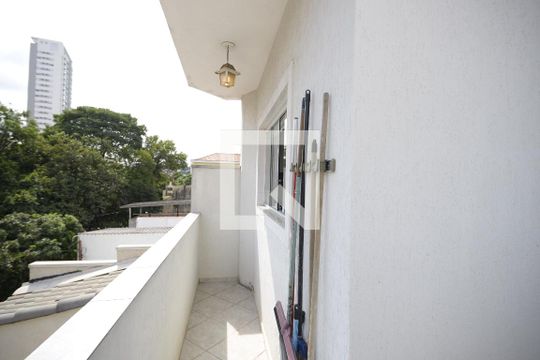 Varanda de casa à venda com 4 quartos, 195m² em Jardim da Glória, São Paulo