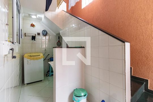 Lavanderia da Casa 1 de casa à venda com 4 quartos, 300m² em Jardim Vergueiro (sacomã), São Paulo