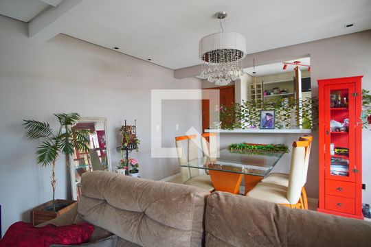 Sala de apartamento para alugar com 1 quarto, 60m² em Petrópolis, Porto Alegre
