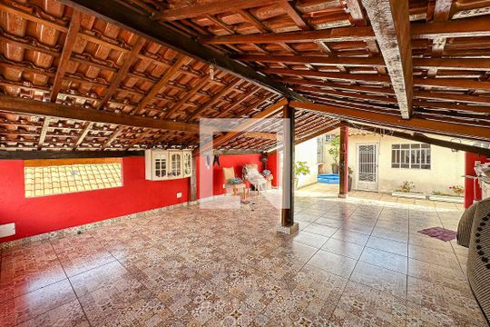 Área comum de casa à venda com 4 quartos, 260m² em Chora Menino, São Paulo