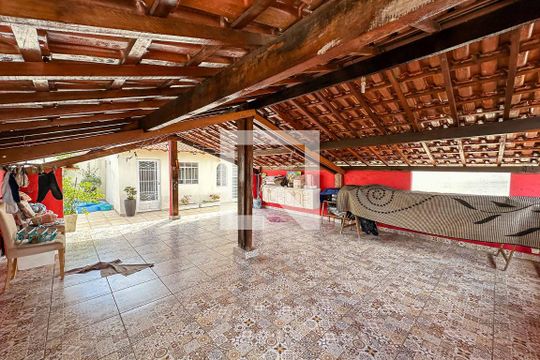 Área comum de casa à venda com 4 quartos, 260m² em Chora Menino, São Paulo