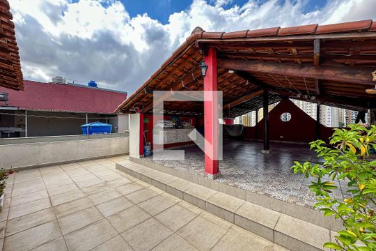 Área comum de casa à venda com 4 quartos, 260m² em Chora Menino, São Paulo
