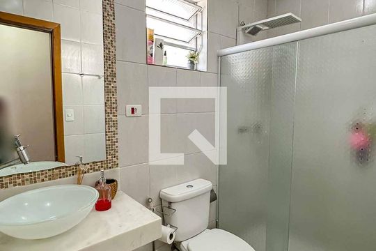 Banheiro de casa à venda com 4 quartos, 260m² em Chora Menino, São Paulo