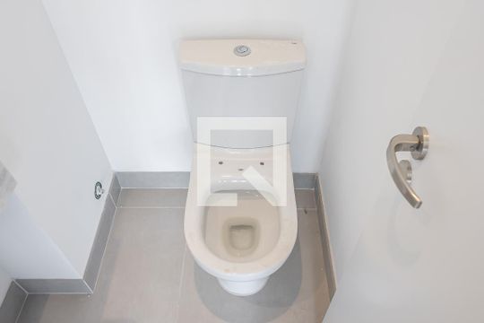 Lavabo de apartamento para alugar com 1 quarto, 50m² em Jardim Vera Cruz, São Paulo