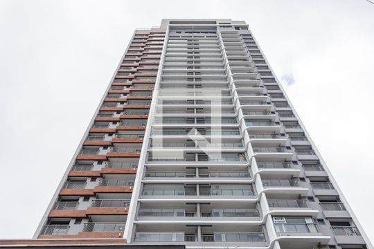 Fachada de apartamento para alugar com 1 quarto, 50m² em Jardim Vera Cruz, São Paulo