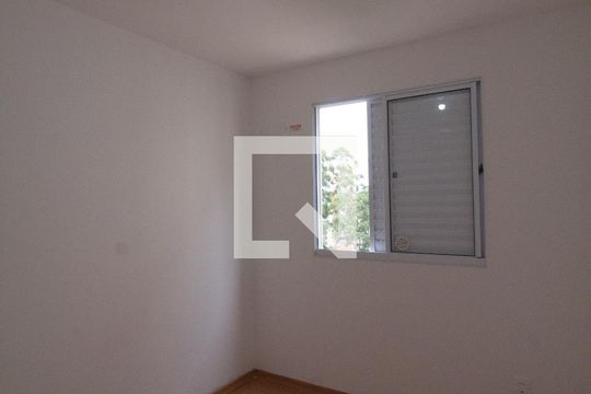Quarto 2 de apartamento para alugar com 2 quartos, 43m² em Cidade São Mateus, São Paulo
