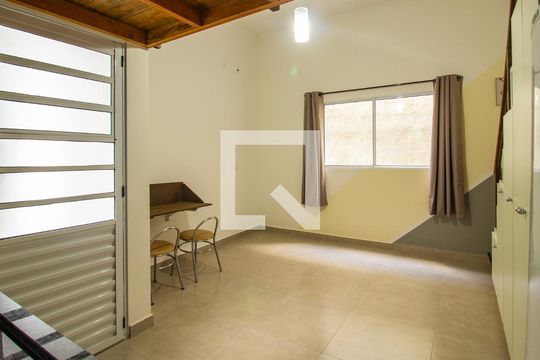 Sala de kitnet/studio à venda com 1 quarto, 220m² em Vila São Sebastião, Jundiaí
