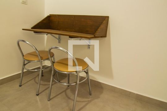 Detalhe Sala de kitnet/studio à venda com 1 quarto, 220m² em Vila São Sebastião, Jundiaí