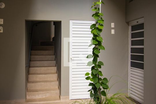 Entrada de kitnet/studio à venda com 1 quarto, 220m² em Vila São Sebastião, Jundiaí