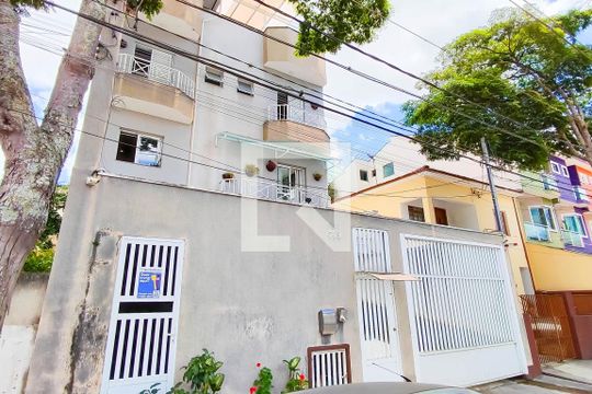 Fachada de casa de condomínio à venda com 3 quartos, 122m² em Vila Curuçá, Santo André