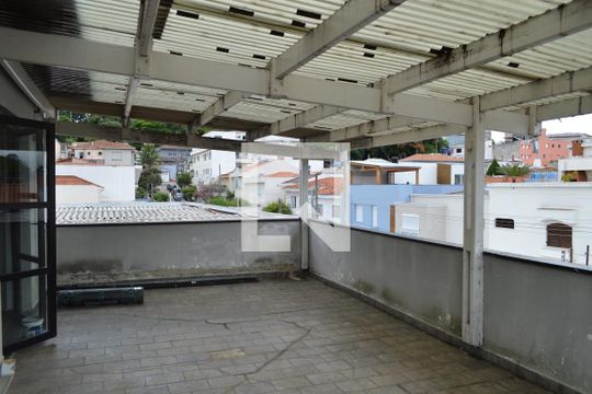 Varanda de casa à venda com 4 quartos, 450m² em Vila Monumento, São Paulo