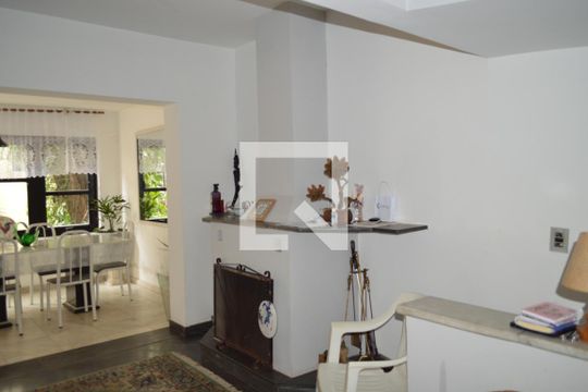 Sala de casa à venda com 4 quartos, 450m² em Vila Monumento, São Paulo