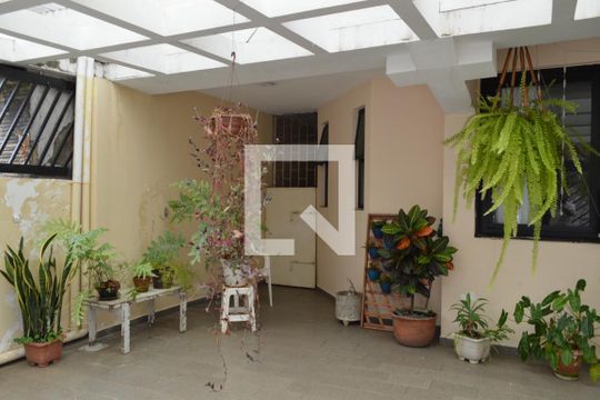 Garagem de casa à venda com 4 quartos, 450m² em Vila Monumento, São Paulo