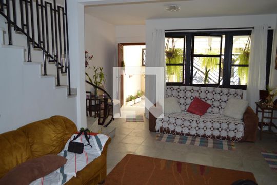 Sala de casa à venda com 4 quartos, 450m² em Vila Monumento, São Paulo