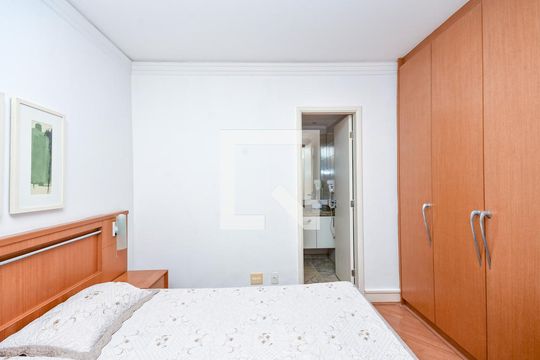 Suíte de apartamento à venda com 1 quarto, 60m² em Vila Mariana, São Paulo