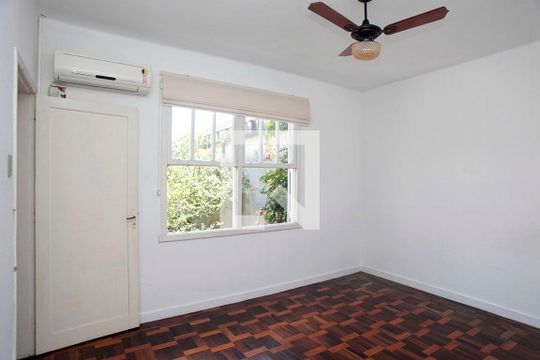 Quarto 2 de apartamento à venda com 2 quartos, 72m² em Moinhos de Vento, Porto Alegre