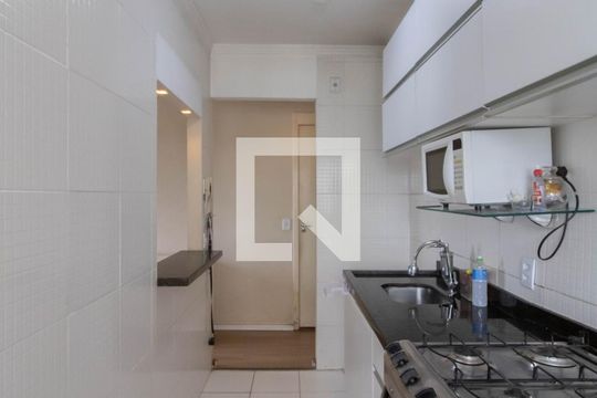 Cozinha de apartamento à venda com 2 quartos, 48m² em Ponte Grande, Guarulhos