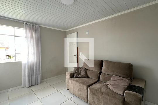 Sala de apartamento para alugar com 2 quartos, 46m² em Capão da Imbuia, Pinhais
