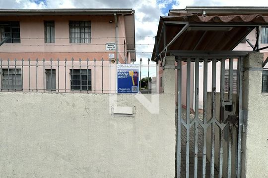 Apartamento para alugar com 2 quartos, 46m² em Capão da Imbuia, Pinhais