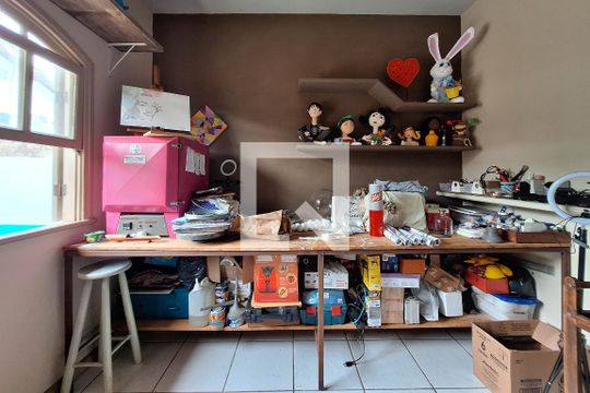Quarto de casa à venda com 5 quartos, 220m² em Piratininga, Niterói