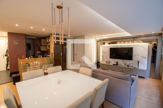 Sala de apartamento à venda com 1 quarto, 55m² em Guará Ii, Brasília