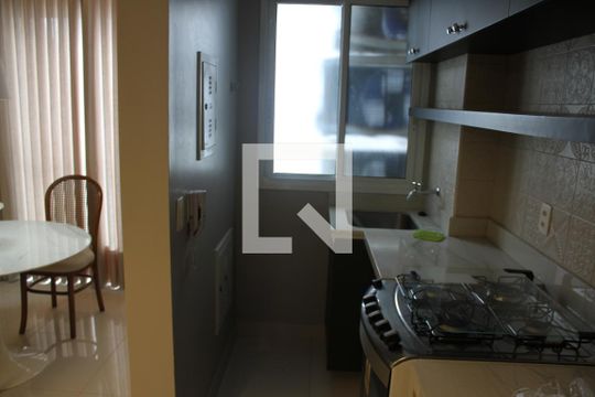 Lavanderia de apartamento para alugar com 2 quartos, 52m² em Jardim Goiás, Goiânia