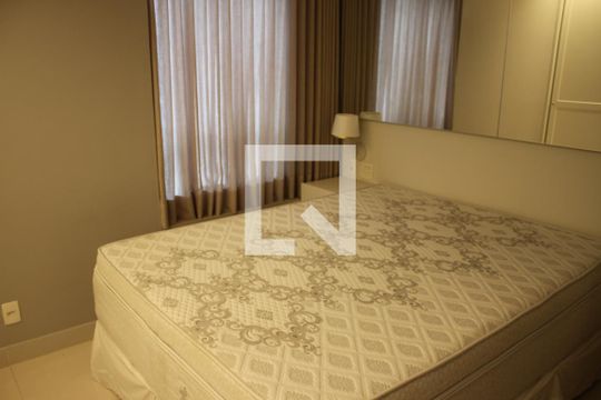 quarto 1 de apartamento para alugar com 2 quartos, 52m² em Jardim Goiás, Goiânia