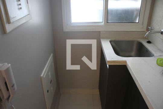 Lavanderia de apartamento para alugar com 2 quartos, 52m² em Jardim Goiás, Goiânia