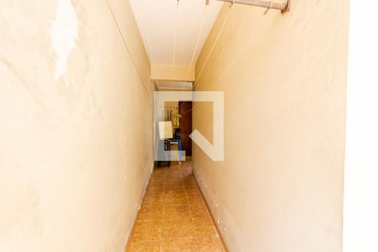 Quintal de casa à venda com 3 quartos, 230m² em Vila Curuca, Santo André