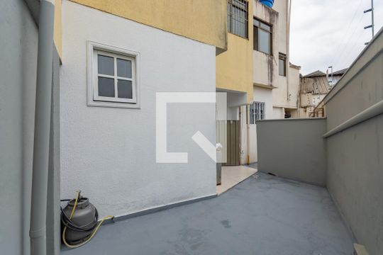 Varanda de kitnet/studio para alugar com 1 quarto, 35m² em São João Batista (venda Nova), Belo Horizonte