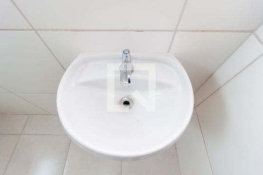 Detalhe - Banheiro de apartamento à venda com 1 quarto, 35m² em Canindé, São Paulo